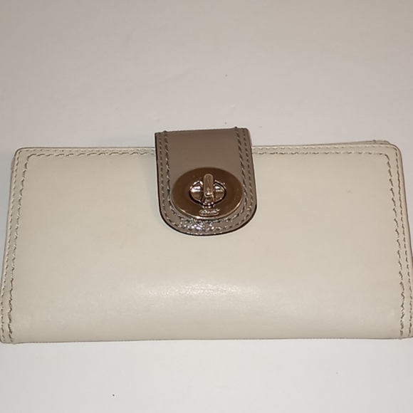 Coach Handbags - Coach white leather wallet